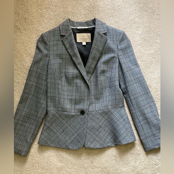 Banana Republic plaid wool peplum blazer, size 4 - Picture 9 of 16
